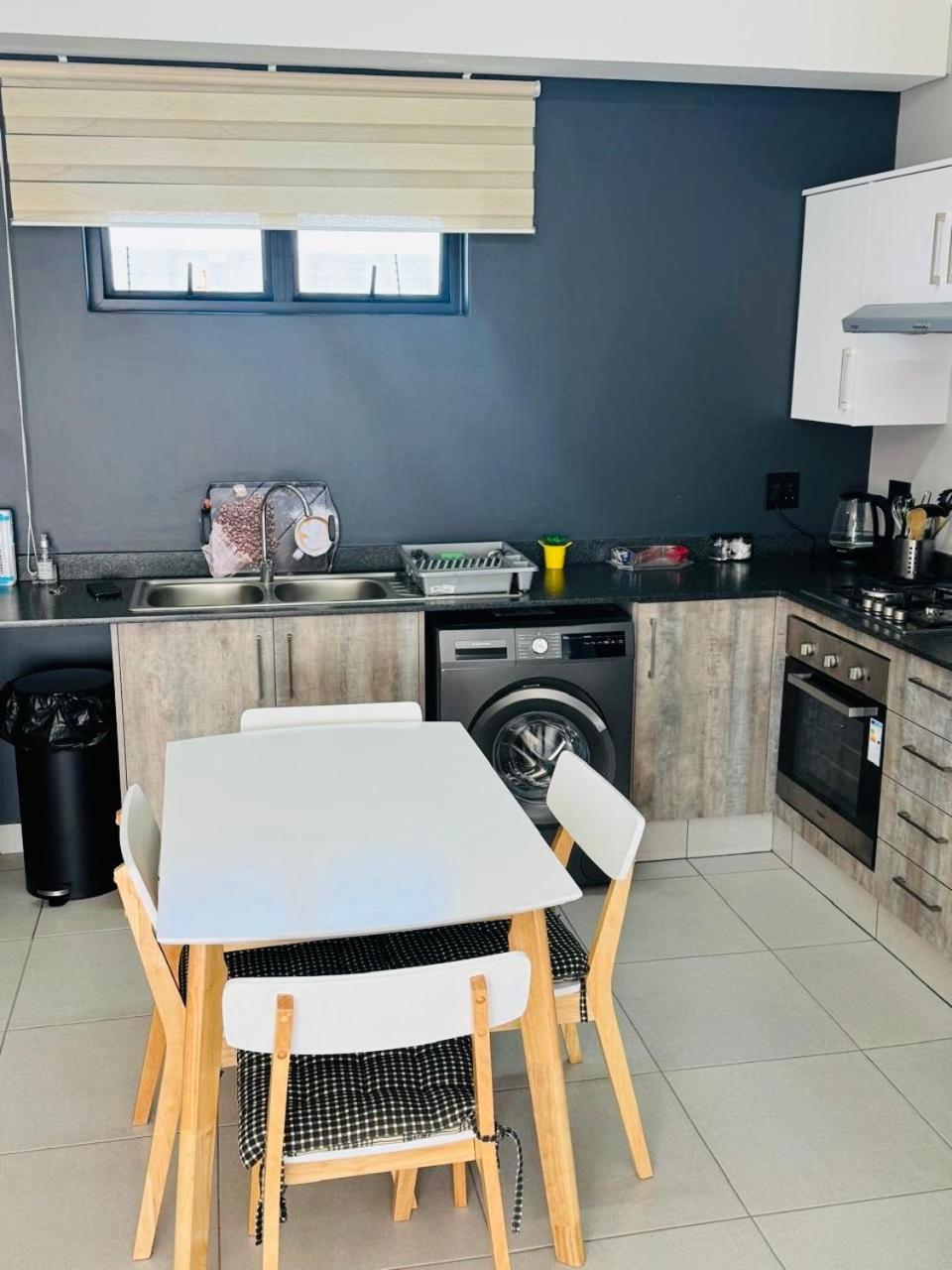 Lakhe Lethu Apartment: Valley Estate Mbombela