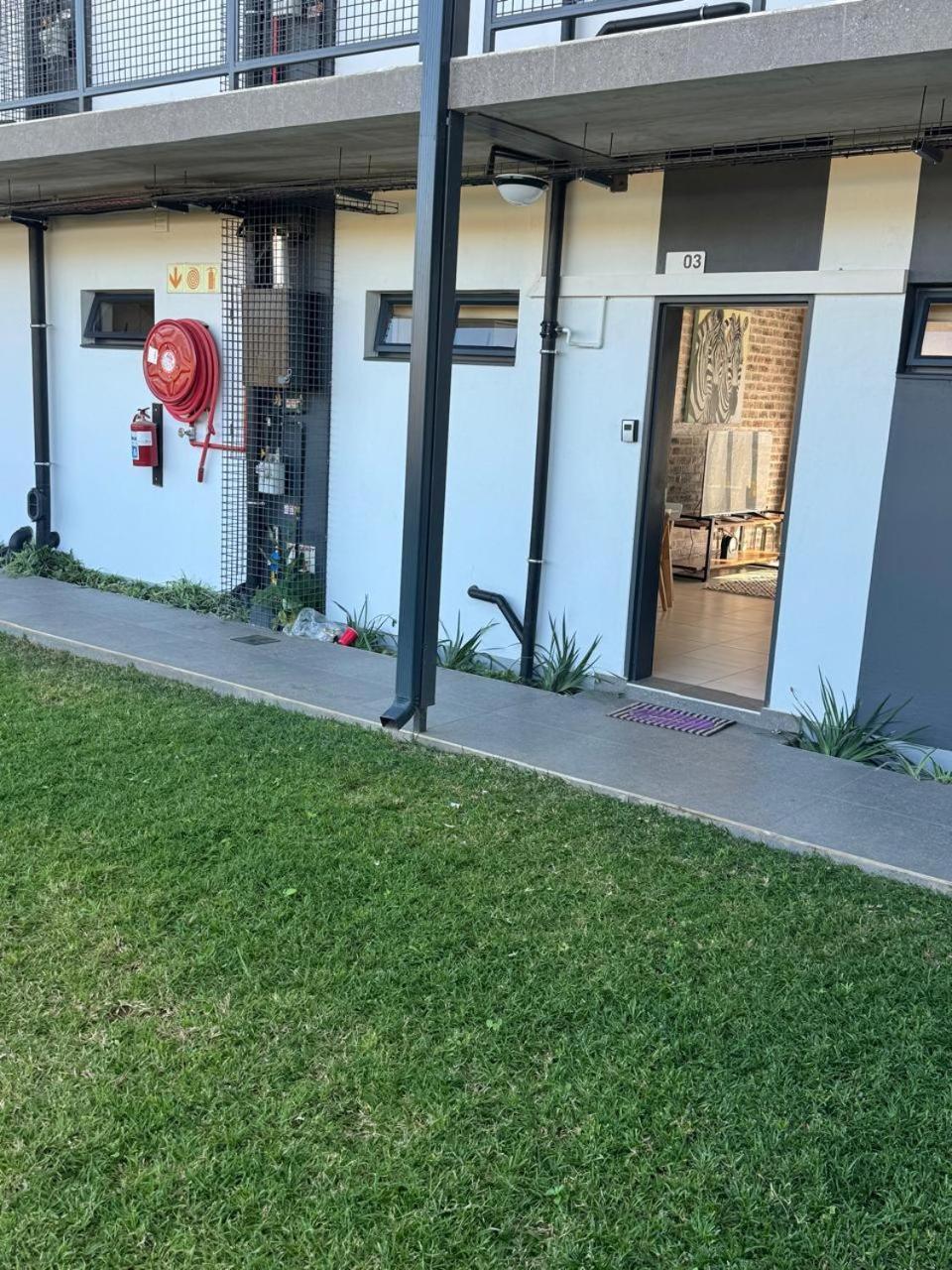 Apartment Lakhe Lethu Apartment: Valley Estate Mbombela