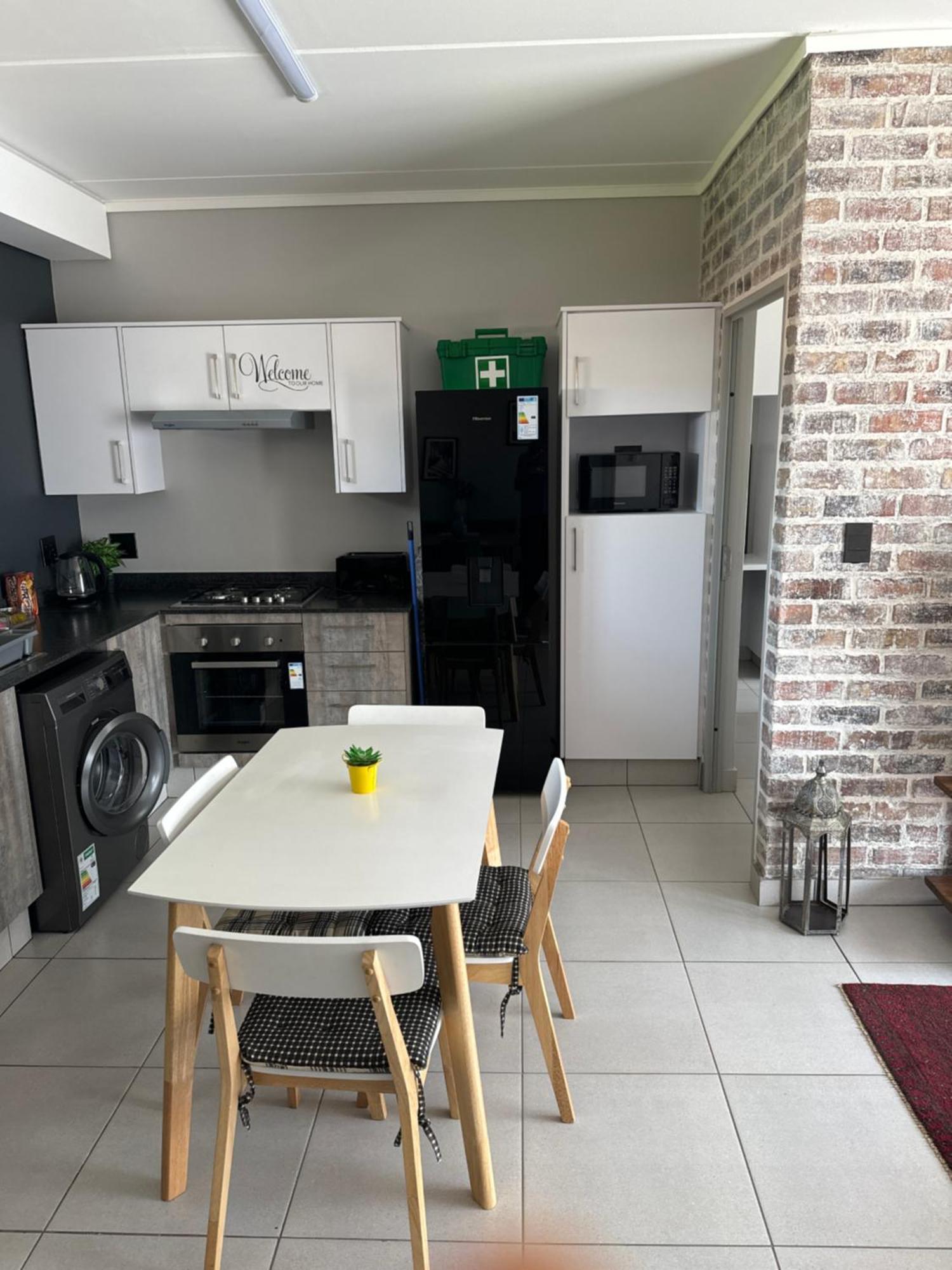 Apartment Lakhe Lethu Apartment: Valley Estate