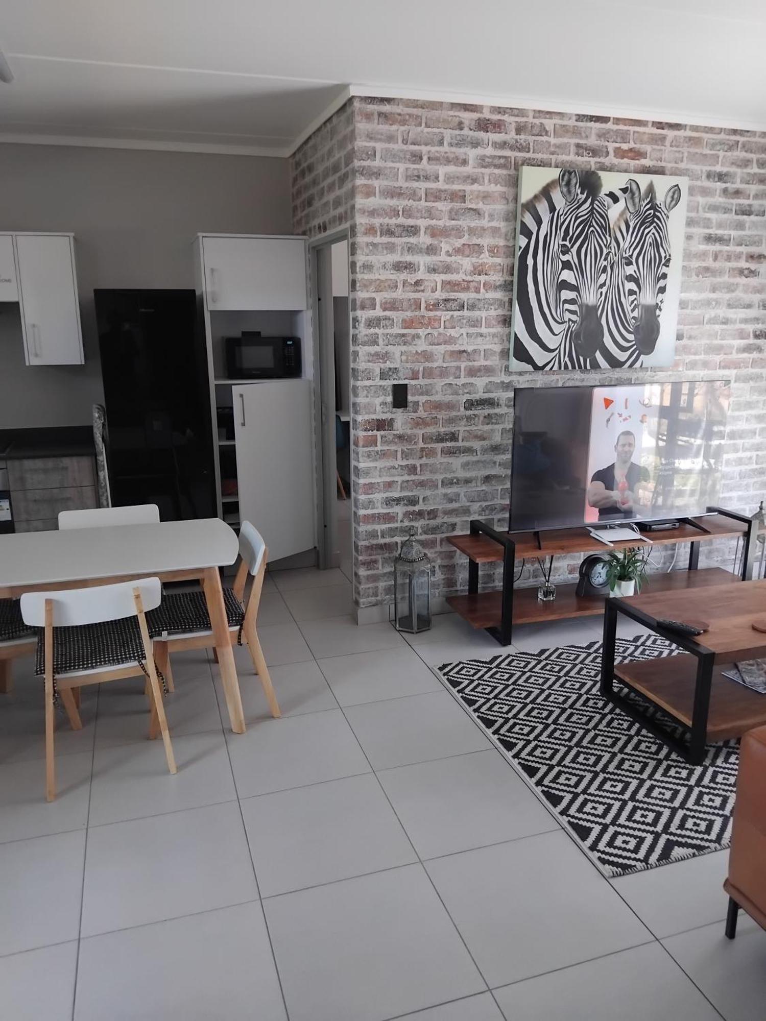 Apartment Lakhe Lethu Apartment: Valley Estate
